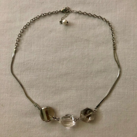 Handmade silver tone choker necklace with shiny glass beads - Picture 3 of 5